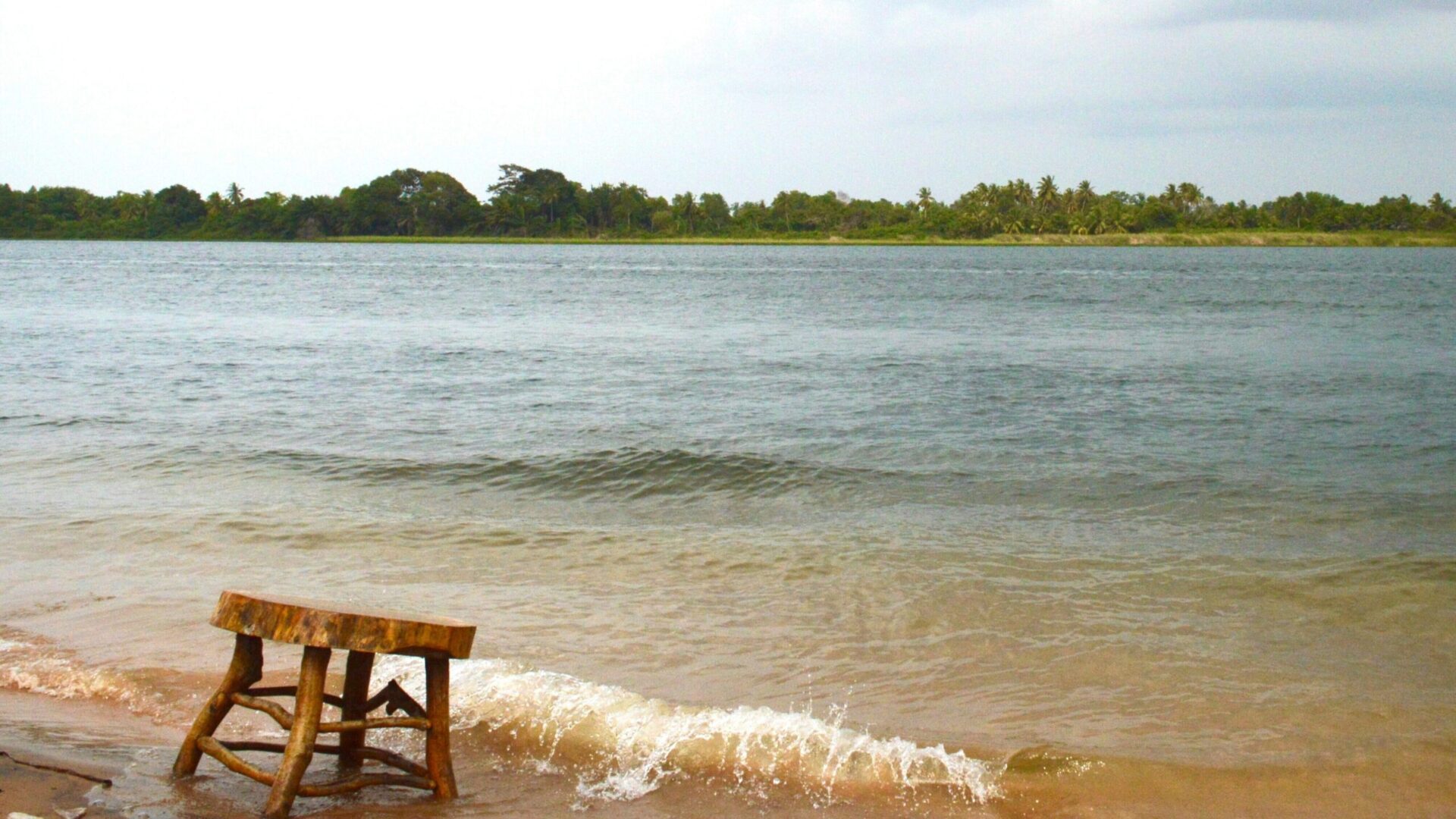 Lake Beach. Lake Volta. Photo courtesy of Ifeoluwa A.